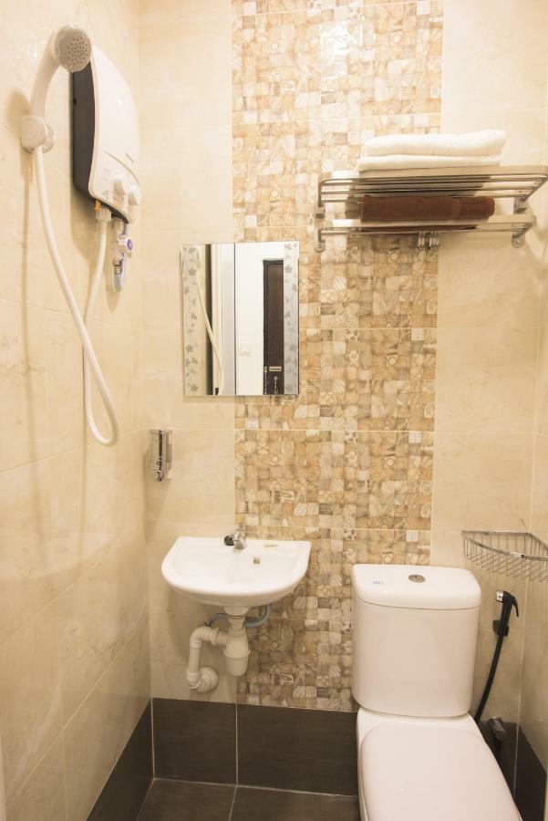 Ltl Guesthouse Johor Bahru Esterno foto